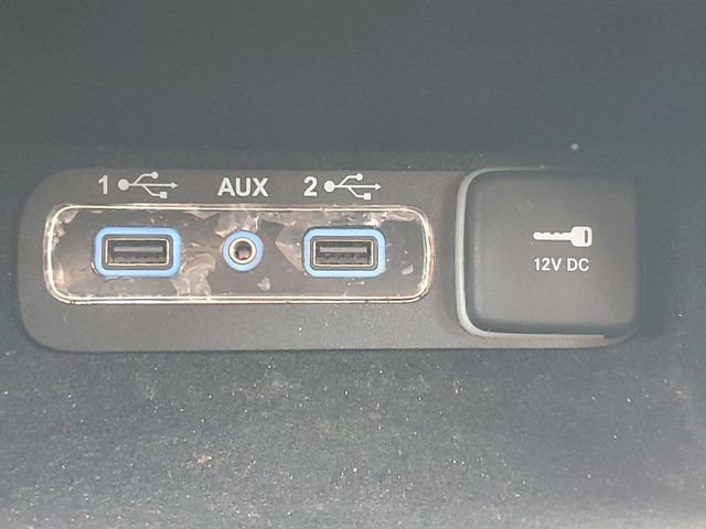 Used 2021 Jeep Grand Cherokee Altitude AWD/4WD image 31