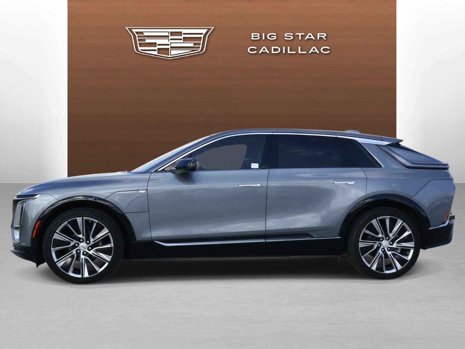 Certified 2023 Cadillac Lyriq 2WD image 2