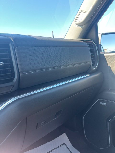 Used 2023 Chevrolet Silverado 1500 LTZ w/ LTZ Premium Package AWD/4WD image 27