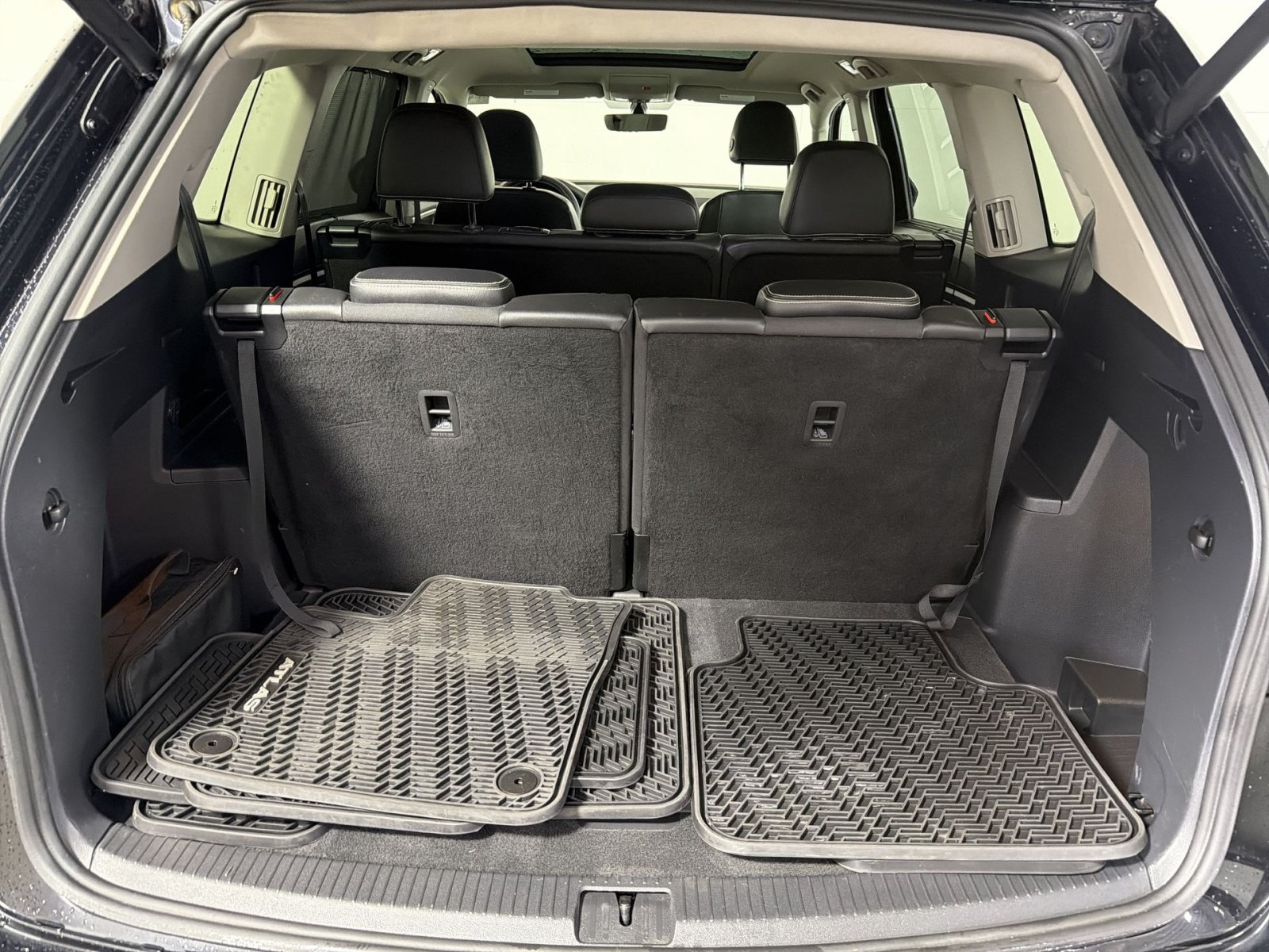 Used 2022 Volkswagen Atlas SE AWD/4WD image 26