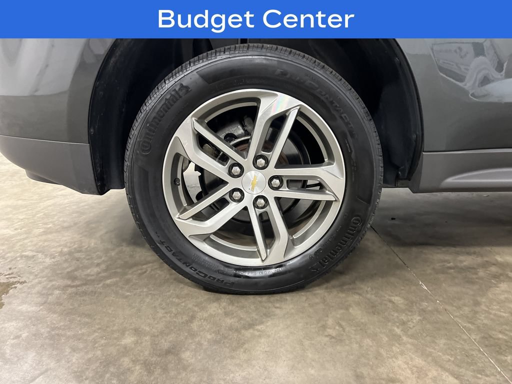 Used 2017 Chevrolet Equinox Premier w/ Enhanced Convenience Package FWD image 9