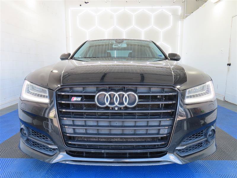 Used 2017 Audi S8 Plus AWD/4WD image 4