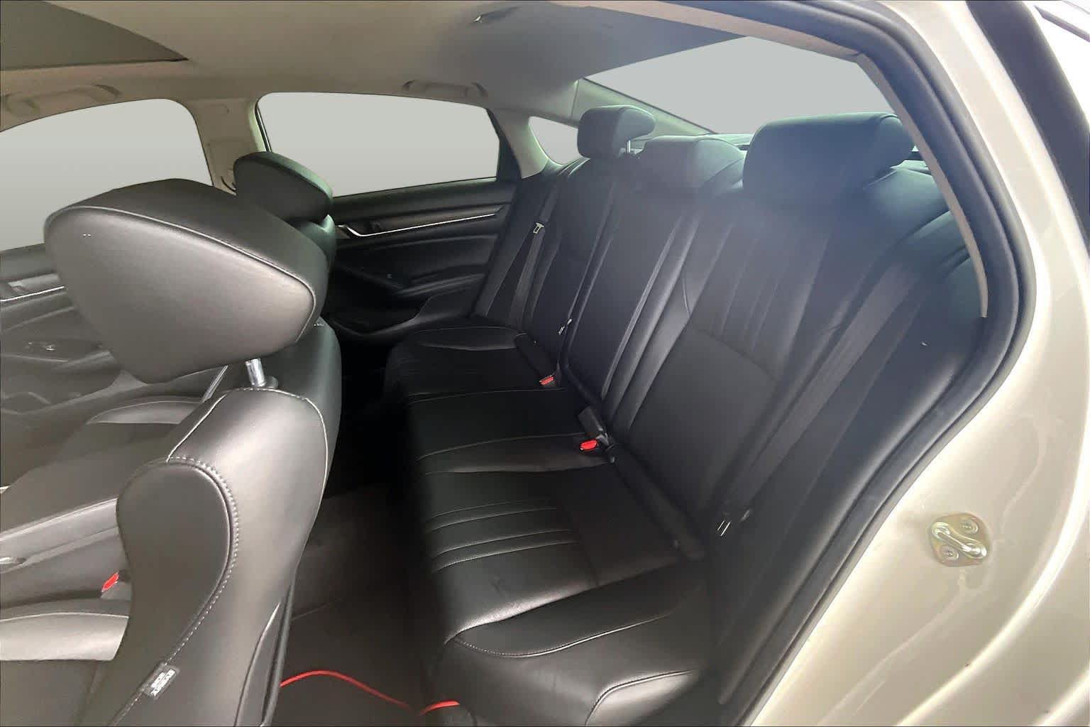 Used 2021 Honda Accord Touring image 21