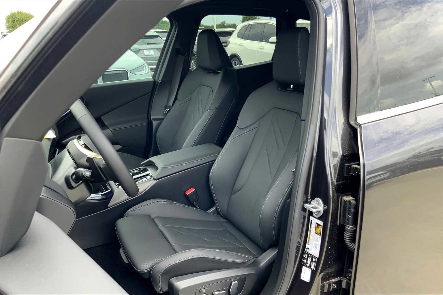 New 2025 BMW X3 xDrive30i w/ Premium Package image 9