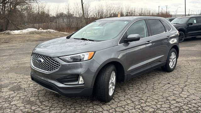 Certified 2024 Ford Edge SEL w/ Convenience Package image 7