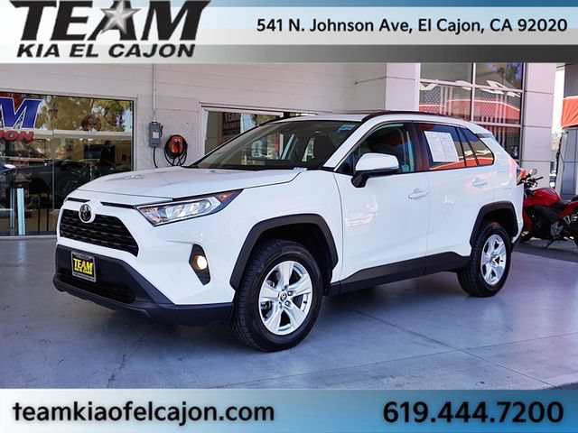 Used 2021 Toyota RAV4 XLE w/ Convenience Package AWD/4WD image 5