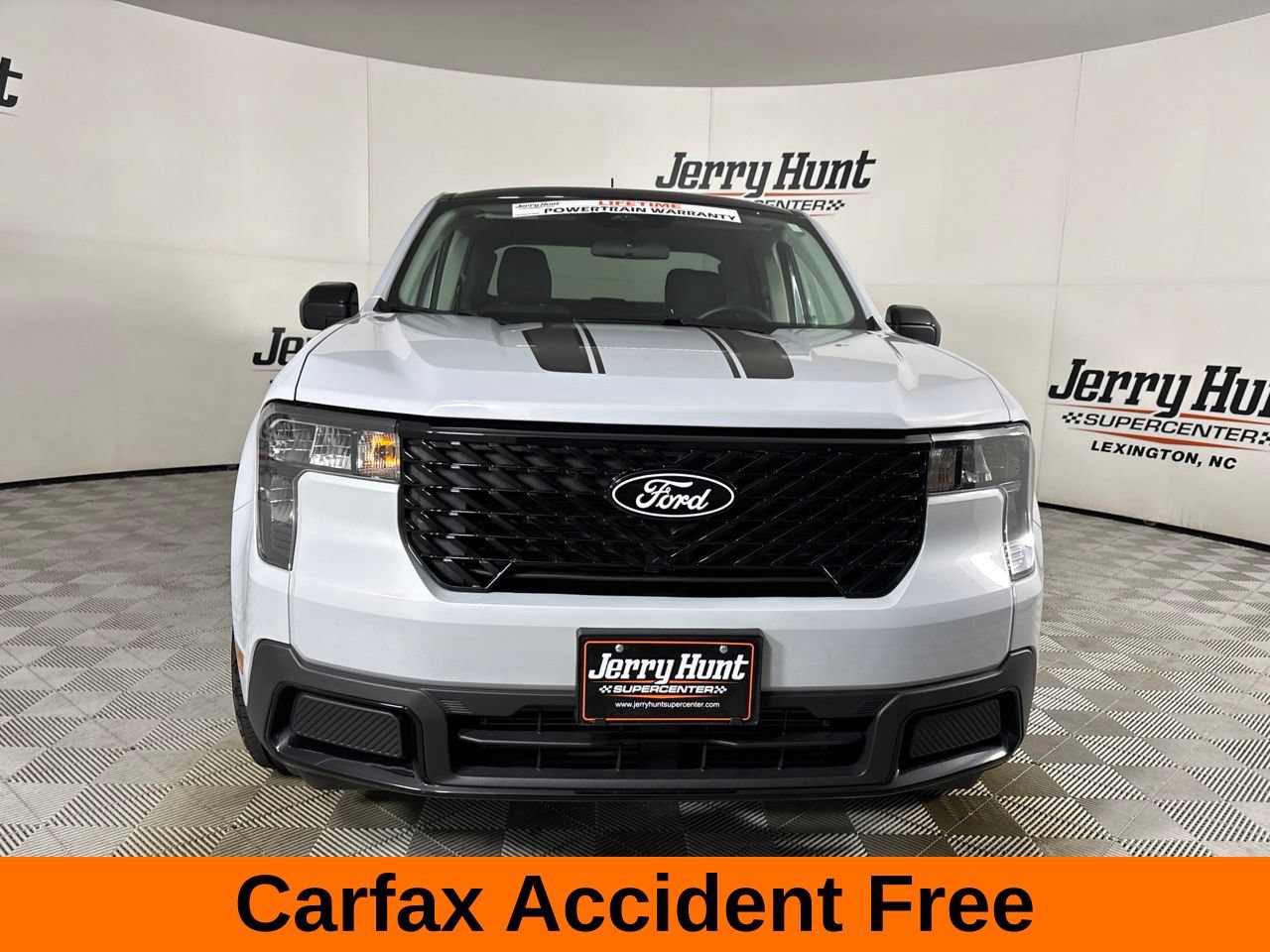 Used 2025 Ford Maverick XLT w/ Black Appearance Package AWD/4WD image 3