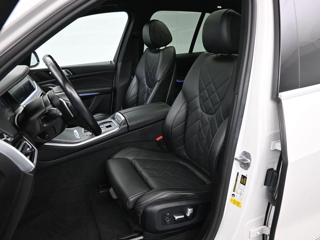 Used 2023 BMW X5 sDrive40i image 11