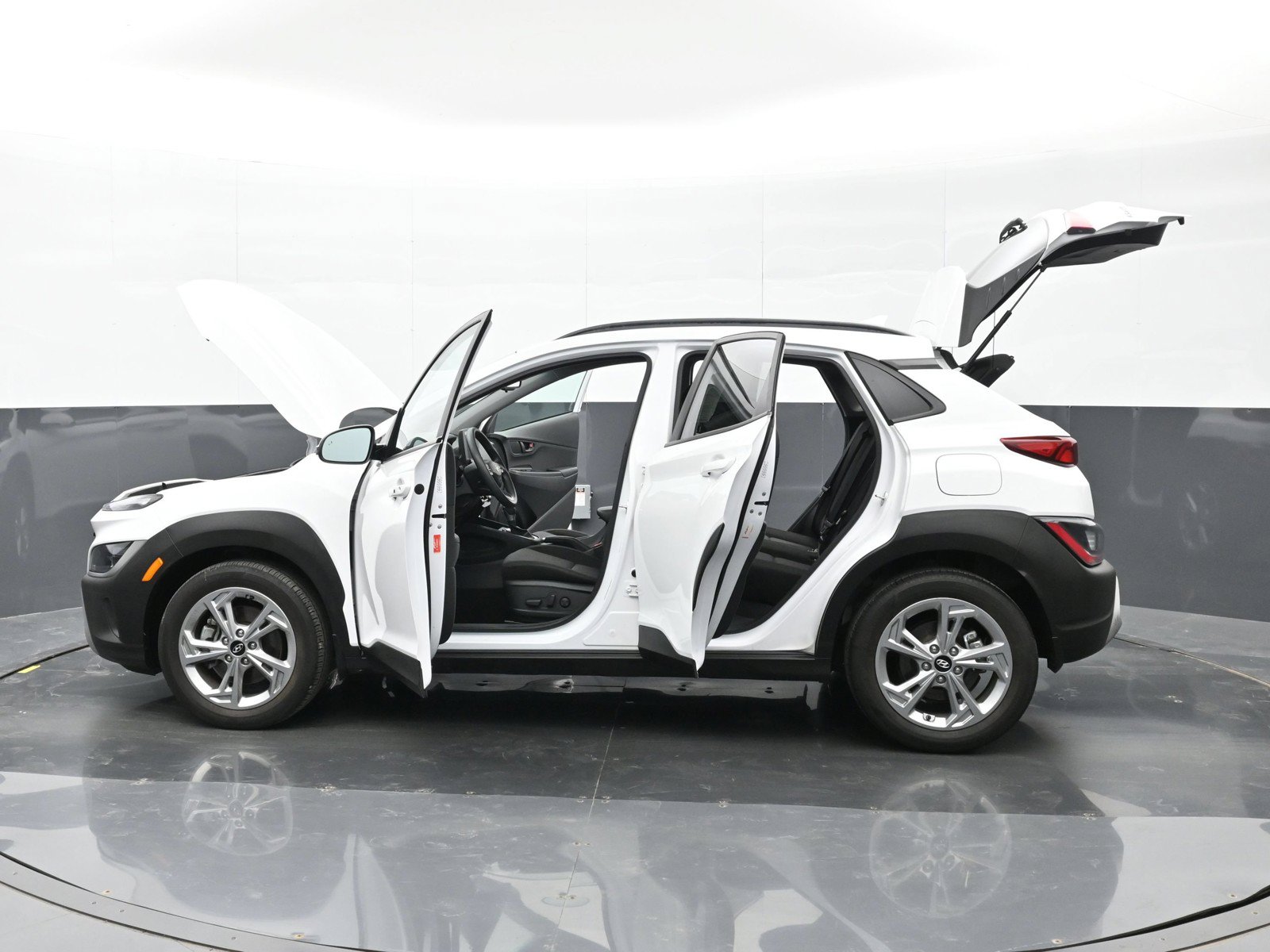 Certified 2023 Hyundai Kona SEL w/ Cargo Package AWD/4WD image 47