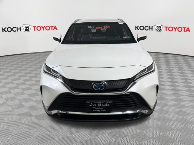 Used 2023 Toyota Venza XLE AWD/4WD image 2