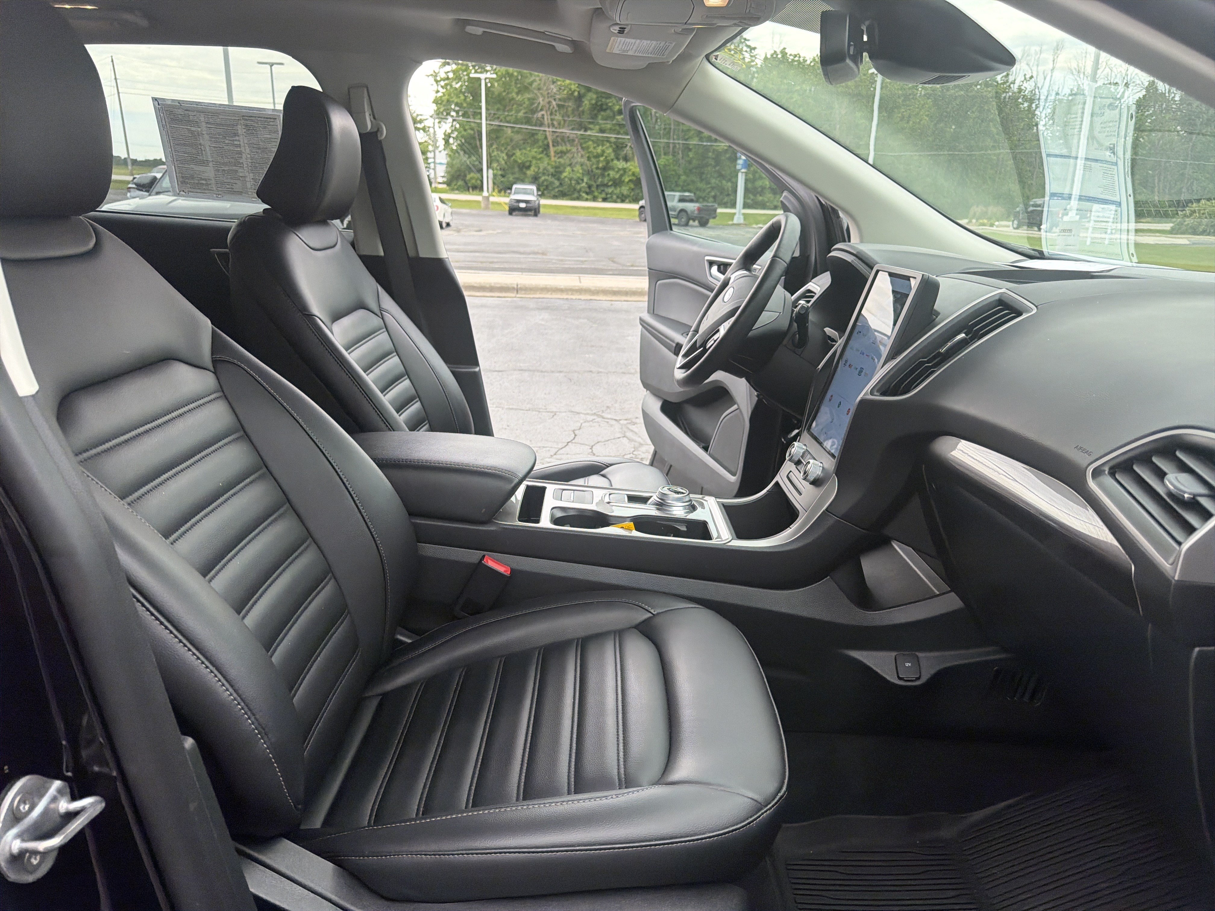 Certified 2024 Ford Edge SEL w/ Convenience Package AWD/4WD image 32