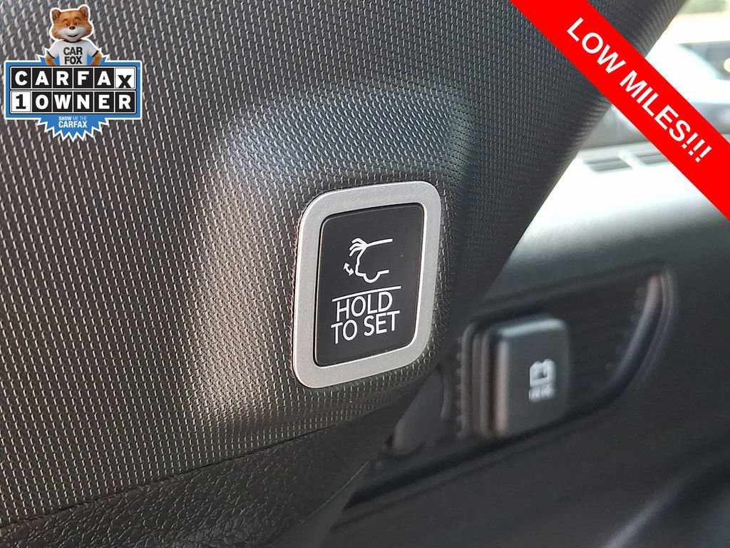 Used 2026 Jeep Grand Cherokee Altitude AWD/4WD image 31