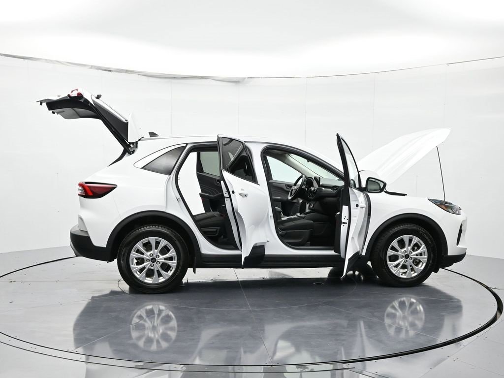 Used 2023 Ford Escape Active image 46