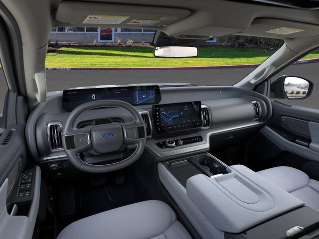 New 2026 Ford Expedition Platinum w/ Driver's Package image 9