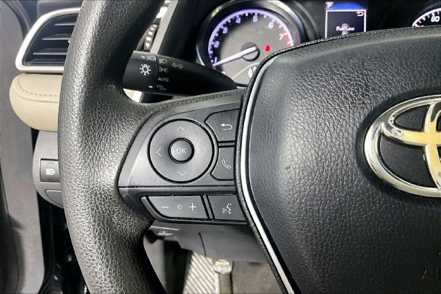 Used 2018 Toyota Camry LE FWD image 20