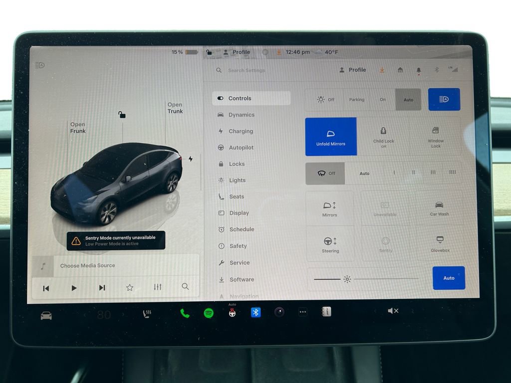 Used 2022 Tesla Model Y Long Range AWD/4WD image 21