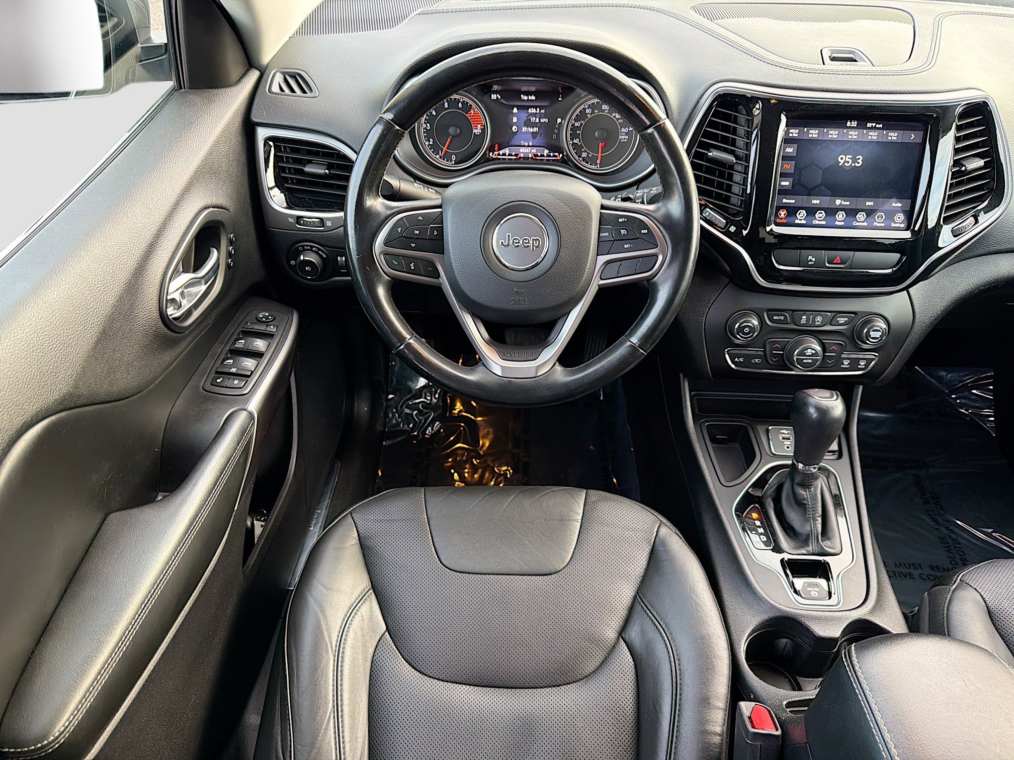 Used 2020 Jeep Cherokee Limited FWD image 16