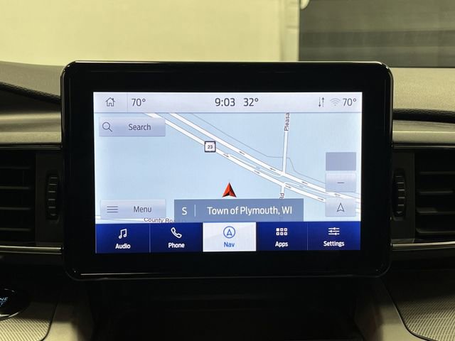 Used 2023 Ford Explorer XLT w/ Equipment Group 202A image 10