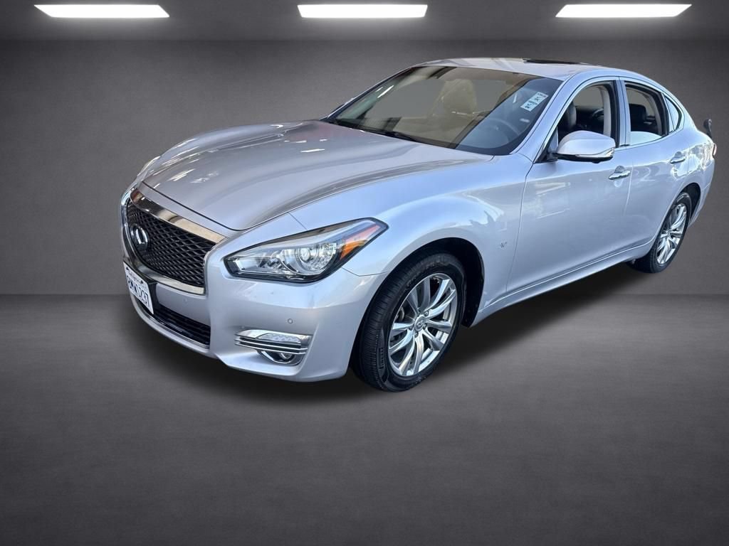 Used 2019 INFINITI Q70 Luxe AWD/4WD image 21