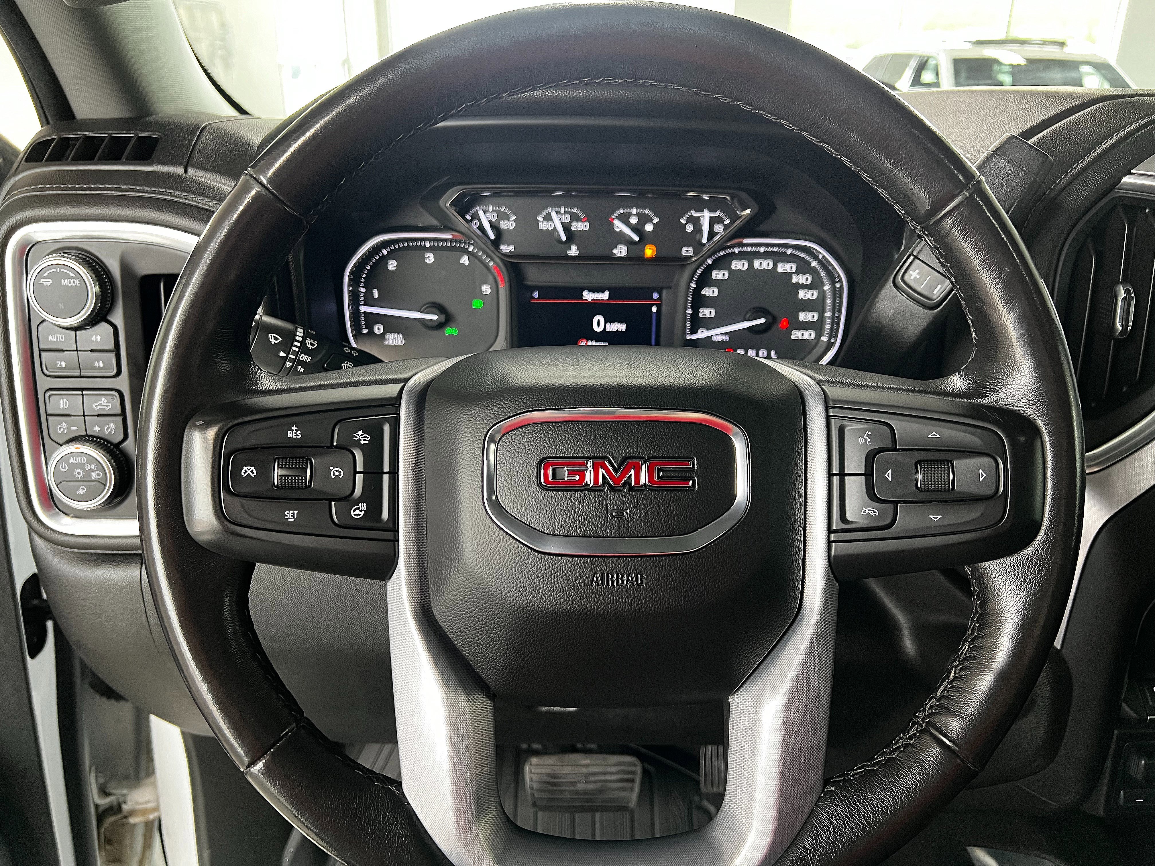 Used 2021 GMC Sierra 2500 SLT w/ SLT Premium Package AWD/4WD image 14