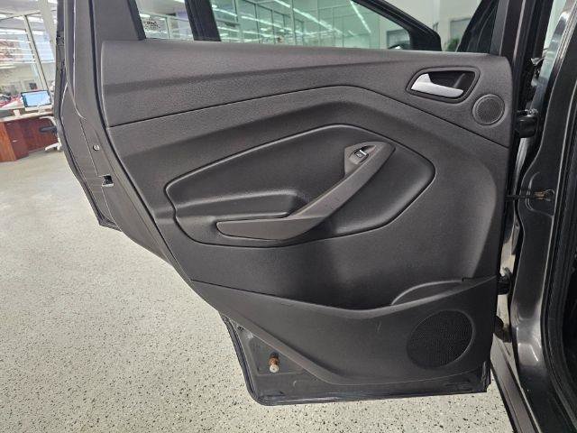 Used 2017 Ford Escape Titanium image 27