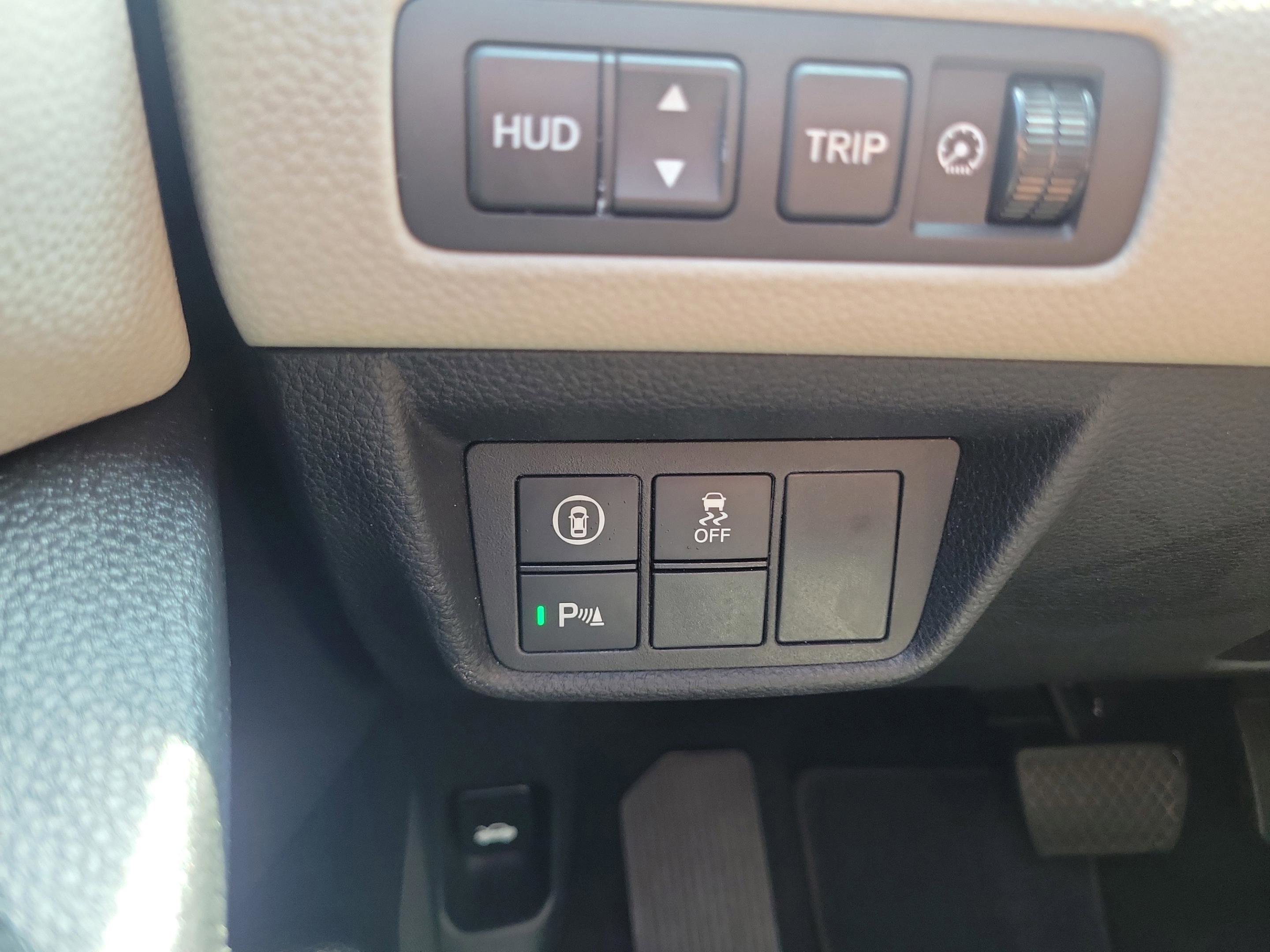 Used 2018 Honda Accord Touring image 28