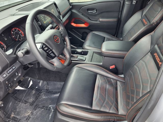 Used 2025 Nissan Frontier PRO-4X w/ Pro Premium Package image 9