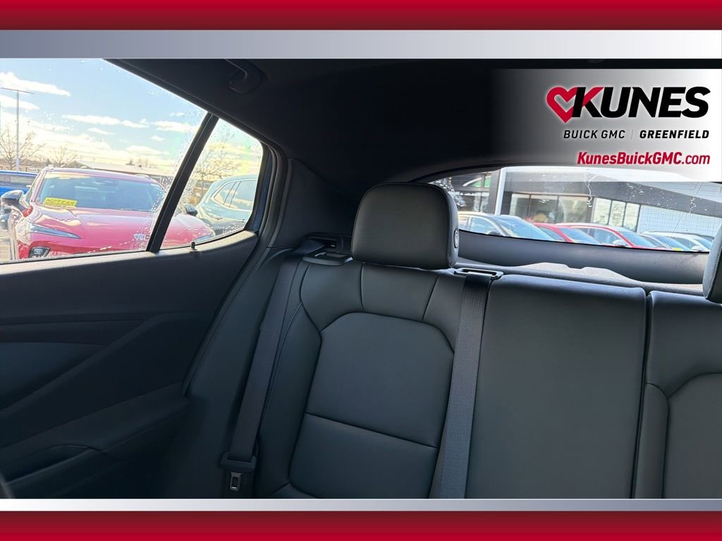 New 2026 Buick Envista Sport Touring w/ Convenience I Package image 31