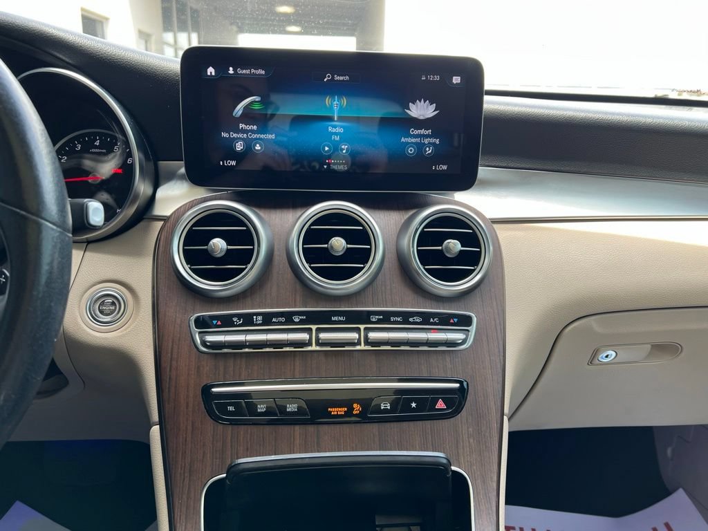 Used 2022 Mercedes-Benz GLC 300 4MATIC image 15