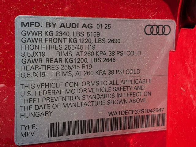 Used 2025 Audi Q3 2.0T Premium w/ Convenience Package AWD/4WD image 30