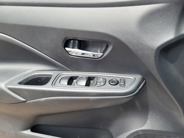 Certified 2025 Nissan Versa SV w/ Trunk Package image 17