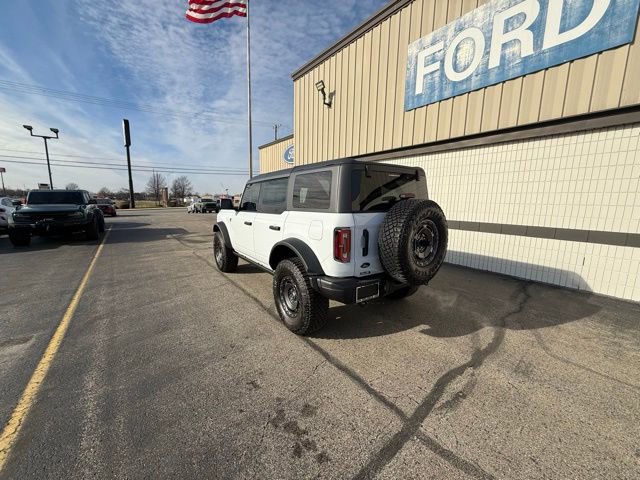 Used 2024 Ford Bronco Badlands image 4