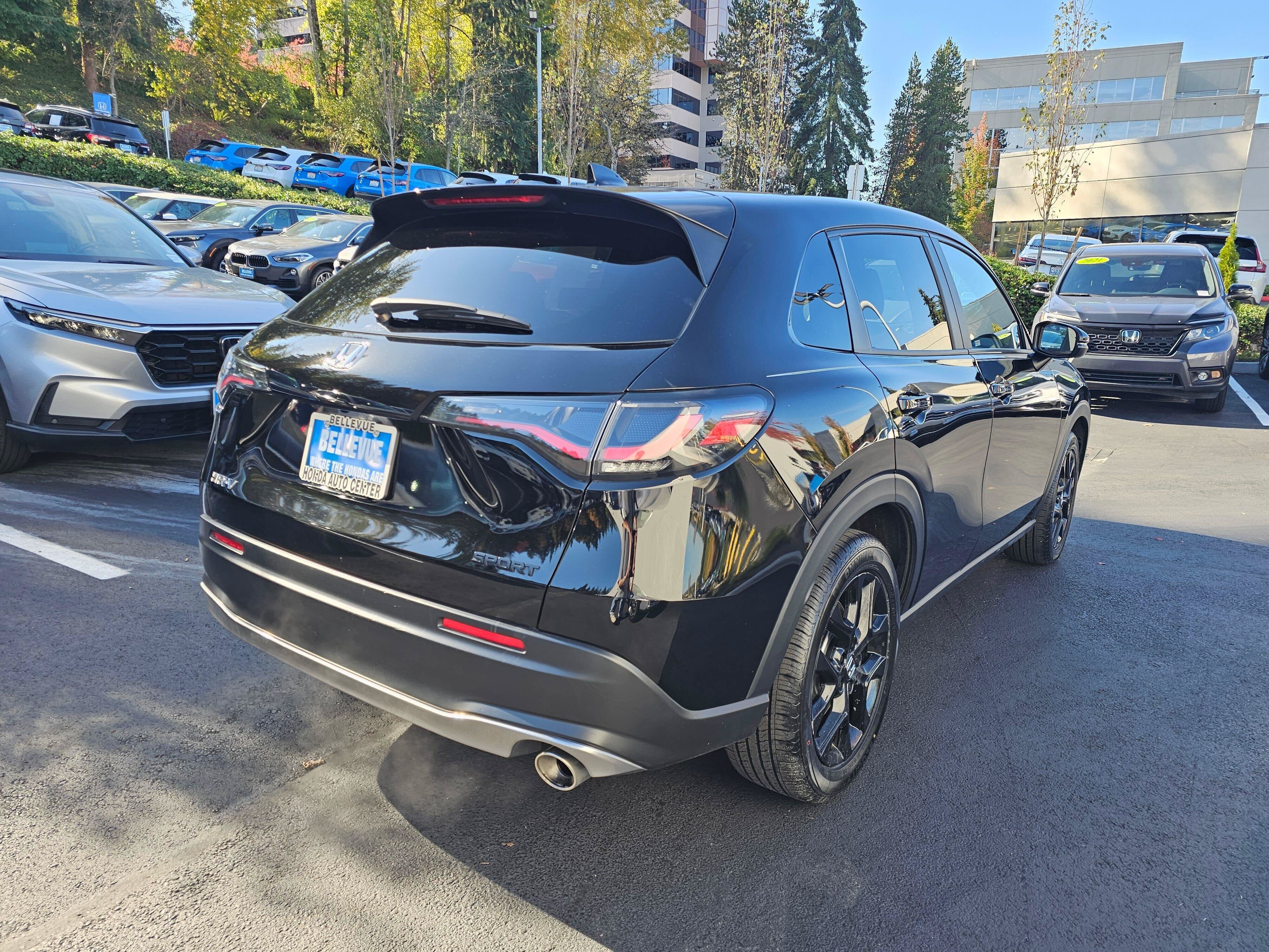 Used 2024 Honda HR-V Sport image 7