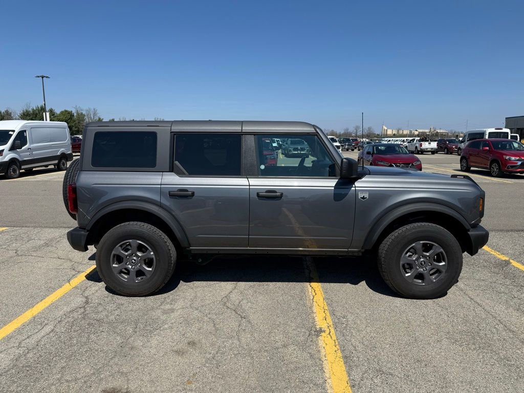 Used 2025 Ford Bronco Big Bend image 4