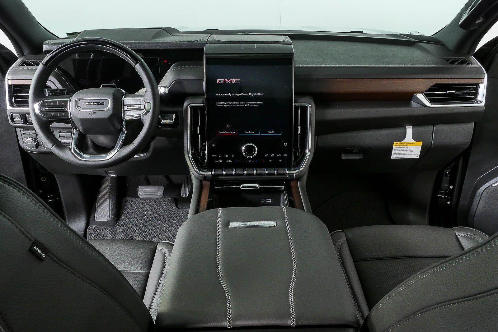 New 2026 GMC Yukon XL Denali w/ Denali Reserve Package AWD/4WD image 19