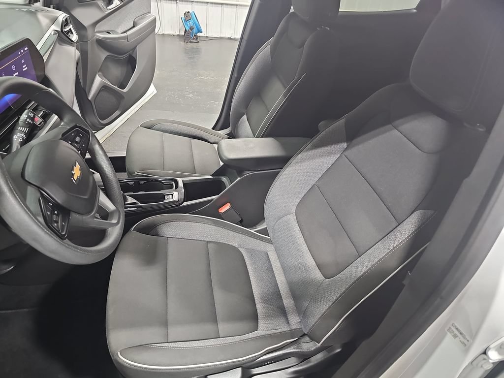 Used 2025 Chevrolet TrailBlazer LT AWD/4WD image 14