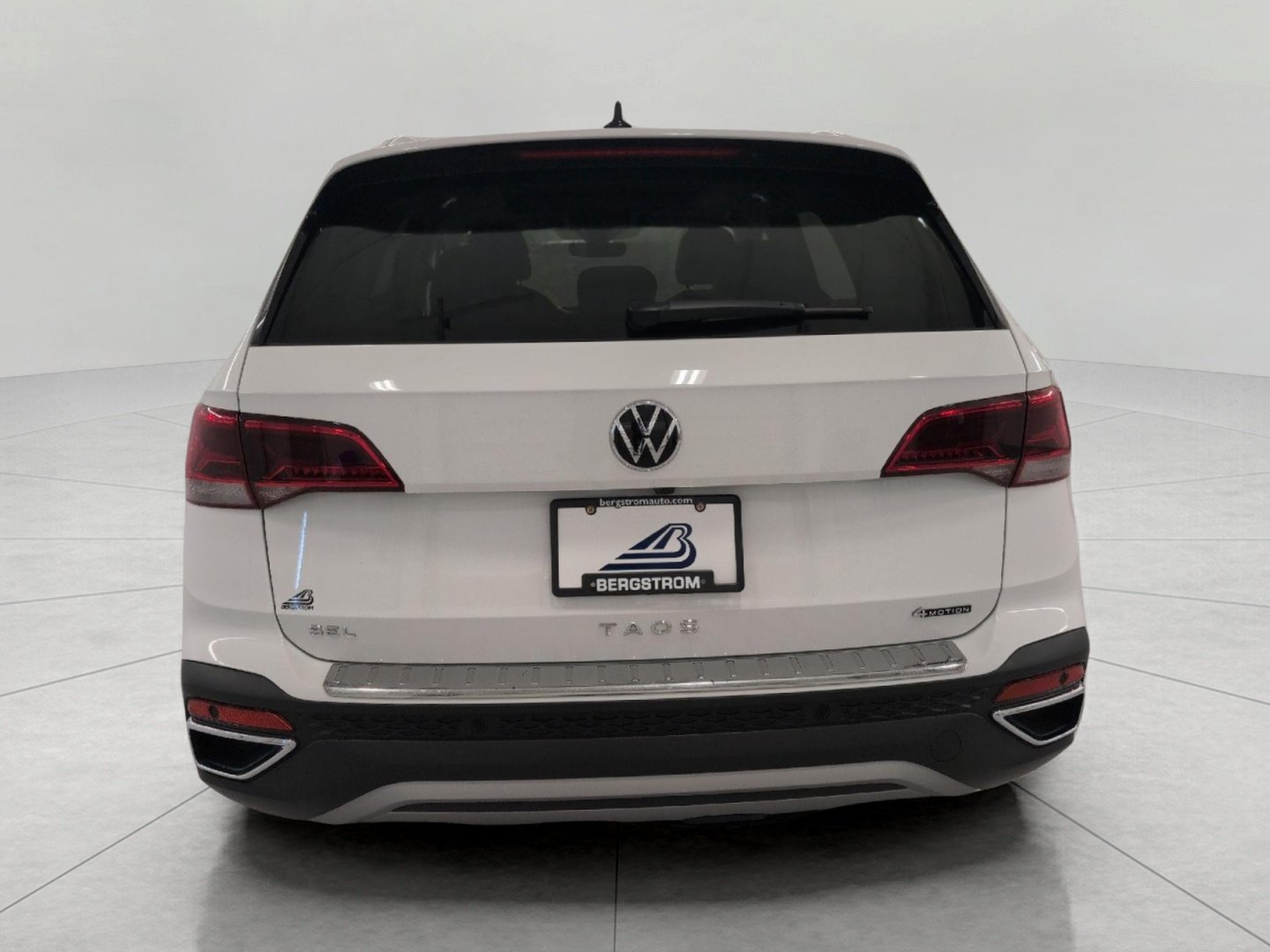 Used 2023 Volkswagen Taos SEL AWD/4WD image 24