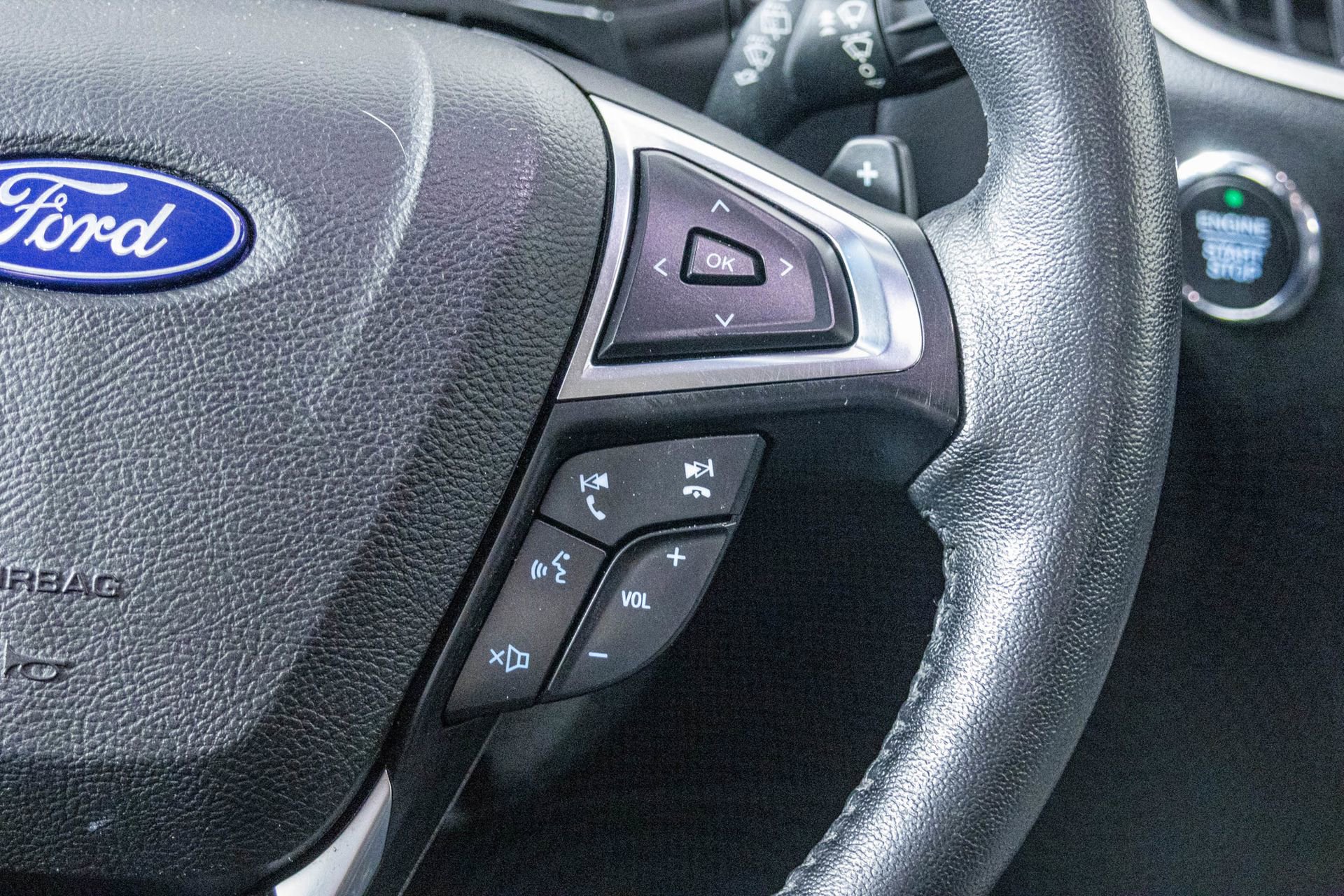 Used 2018 Ford Edge SEL w/ Equipment Group 201A image 30