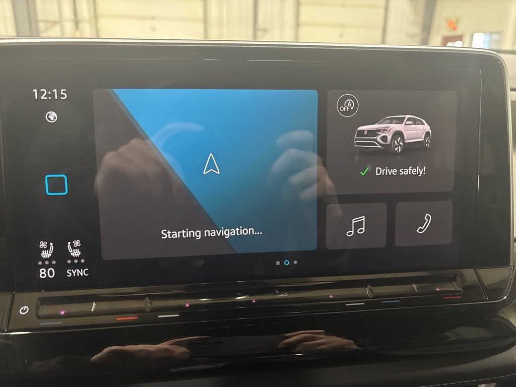 Used 2025 Volkswagen Atlas Cross Sport SE AWD/4WD image 26