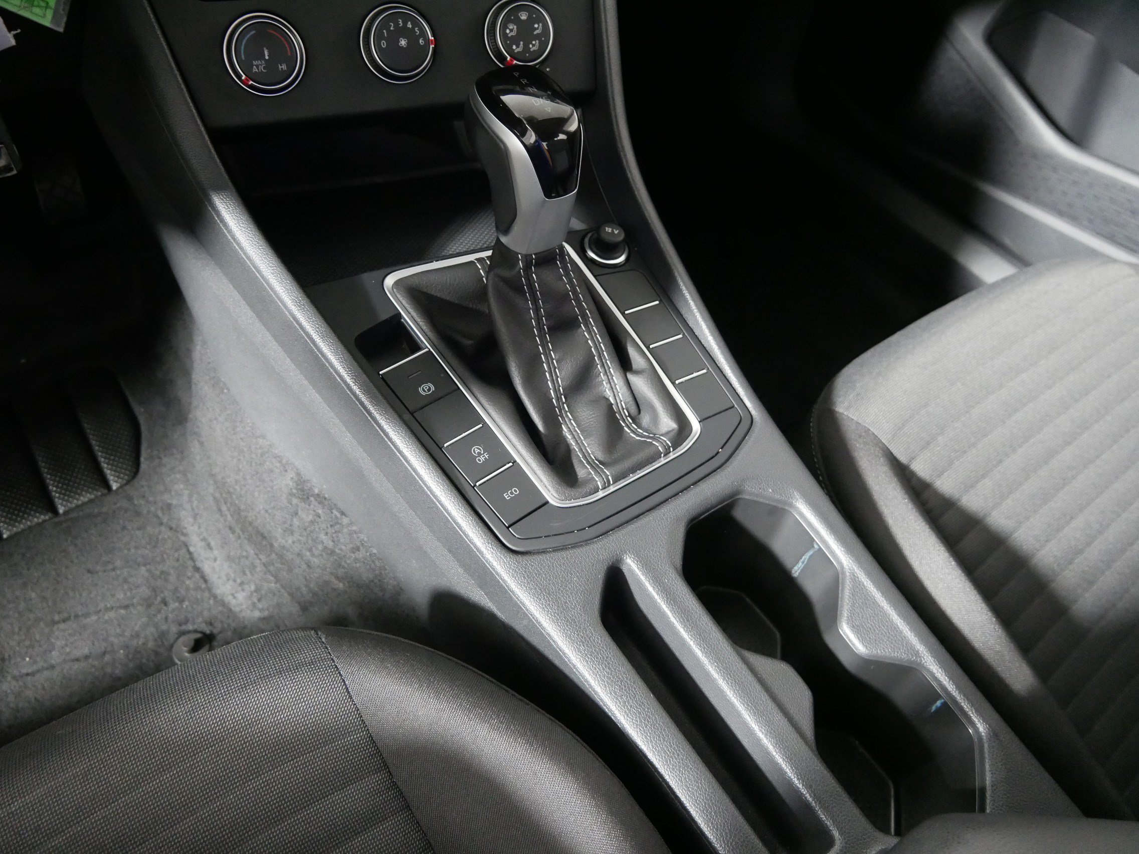 Used 2024 Volkswagen Jetta S FWD image 24