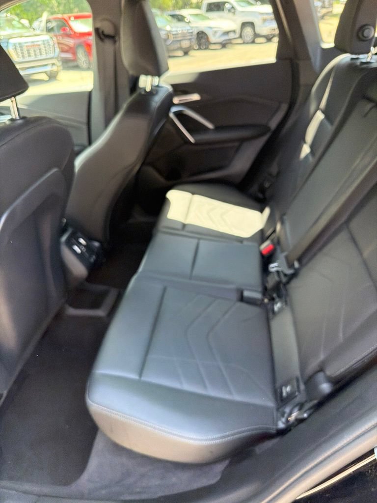 Used 2025 BMW X1 xDrive28i AWD/4WD image 15