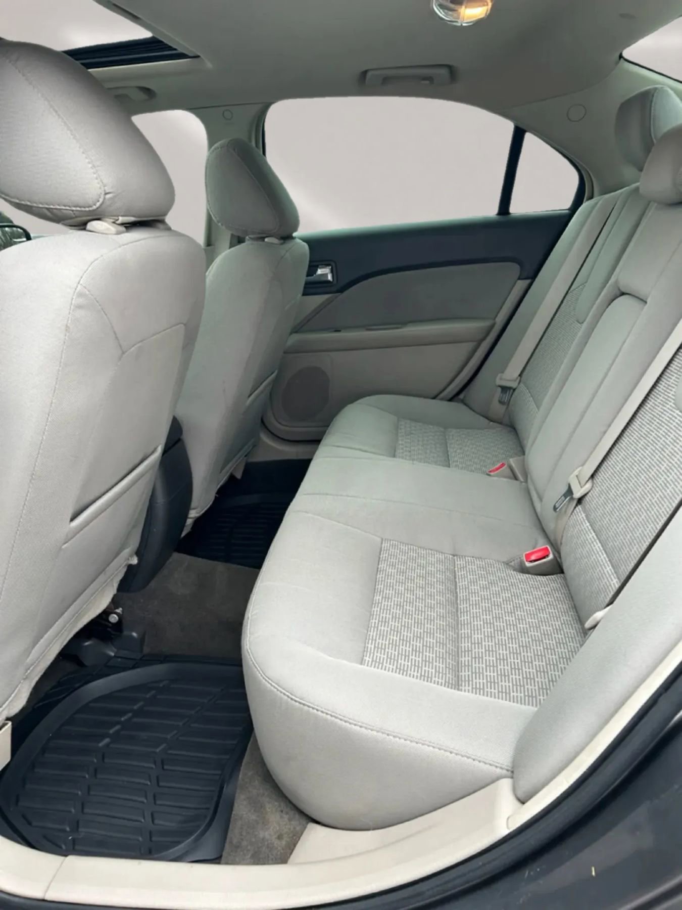 Used 2011 Ford Fusion SE w/ 202A Rapid Spec Order Code image 11