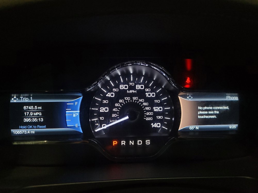 Used 2015 Lincoln MKS AWD w/ Equipment Group 101A image 23