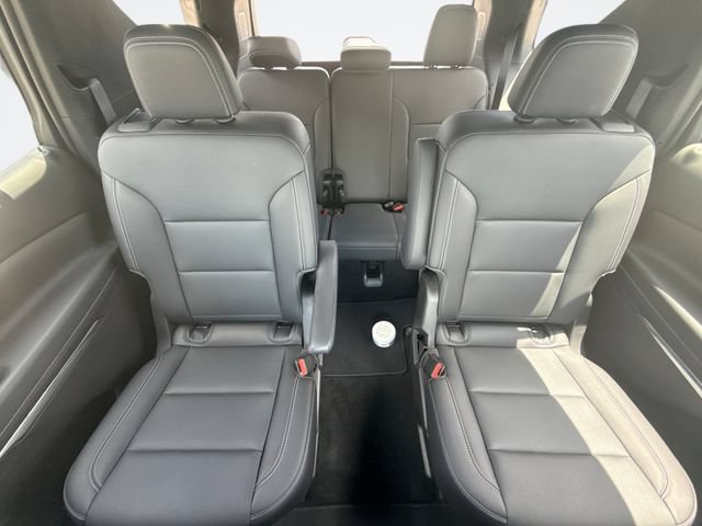 Used 2026 Chevrolet Traverse LT AWD/4WD image 22