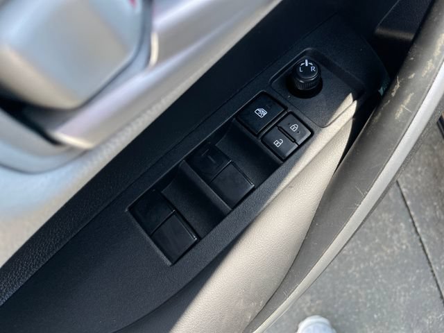 Used 2022 Toyota Corolla SE FWD image 21