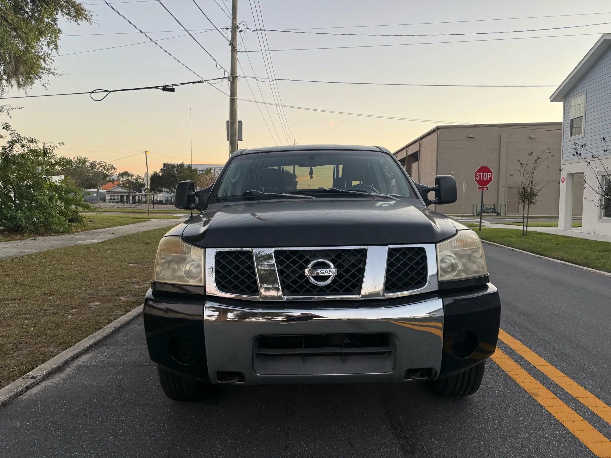 Used 2006 Nissan Titan SE image 2