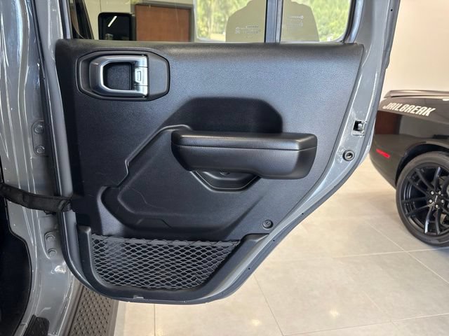 Used 2021 Jeep Gladiator Sport AWD/4WD image 42