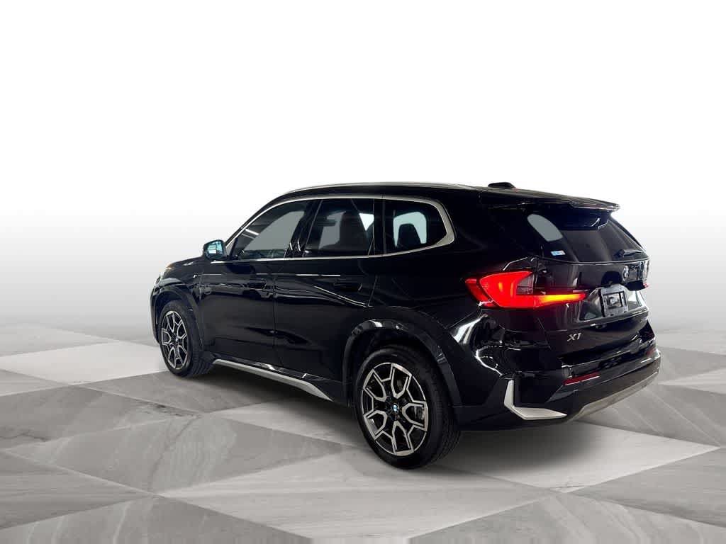 Used 2025 BMW X1 xDrive28i AWD/4WD image 6