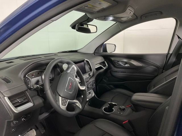 Used 2024 GMC Terrain SLT image 21