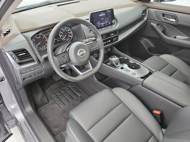 Used 2023 Nissan Rogue SV w/ SV Premium B Package FWD image 20